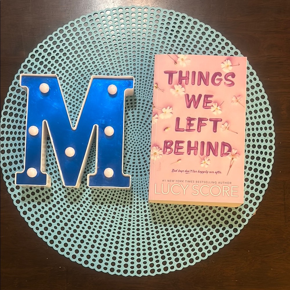 Things We Left Behind by Lucy Score